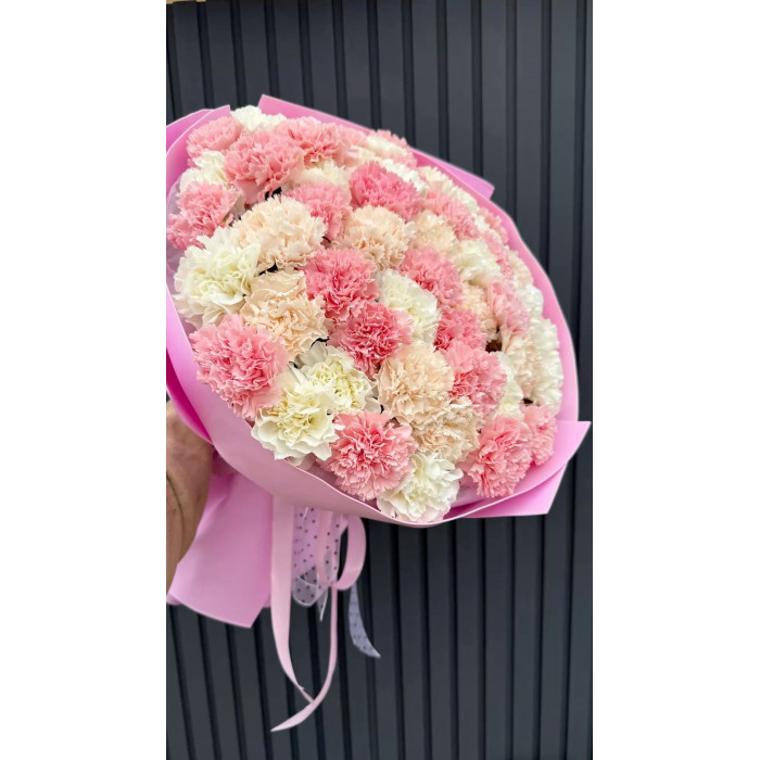 Диантусы в Форте-Шевченко