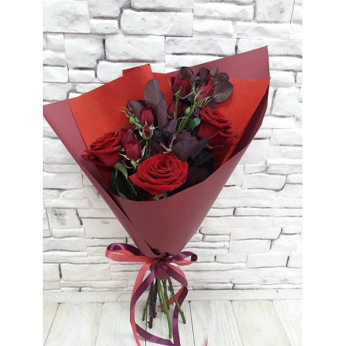 Купить на заказ Букет из 3 красных роз с доставкой в Форт-Шевченко