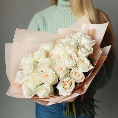Купить на заказ Букет из 31 белой розы с доставкой в Форт-Шевченко