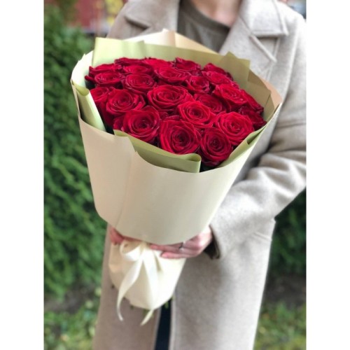Купить на заказ Букет из 21 красной розы с доставкой в Форт-Шевченко