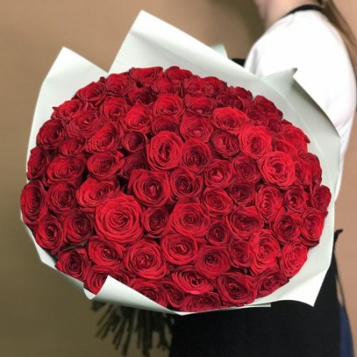Купить на заказ Букет из 75 красных роз с доставкой в Форт-Шевченко