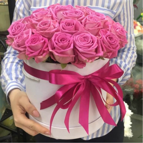 Купить на заказ 25 розовых роз в коробке с доставкой в Форт-Шевченко