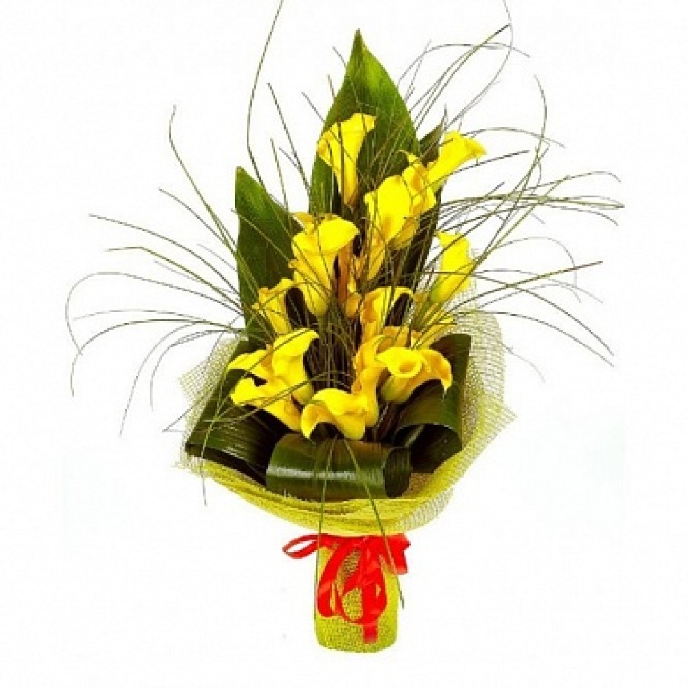 Bouquet of yellow callas for men