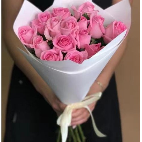 Купить на заказ 15 розовых роз с доставкой в Форт-Шевченко