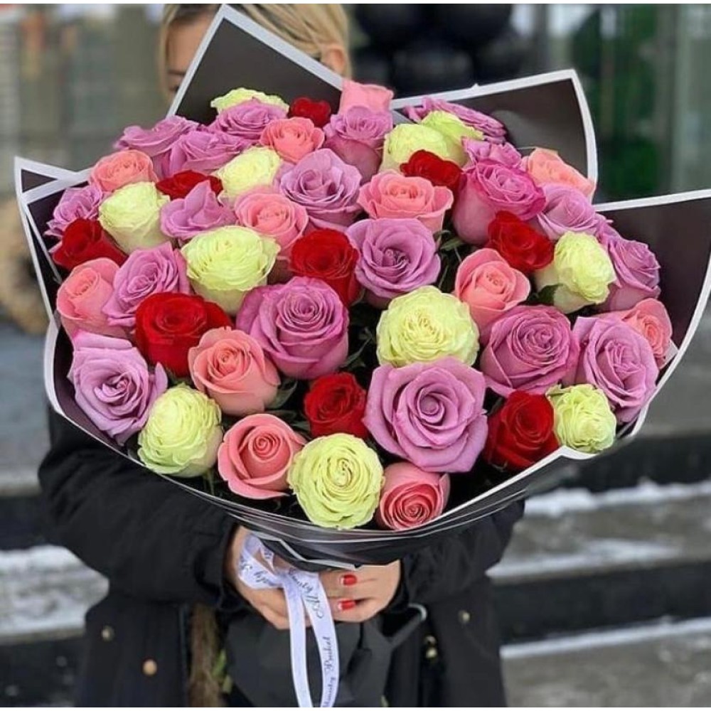 Bouquet of 51 mix roses